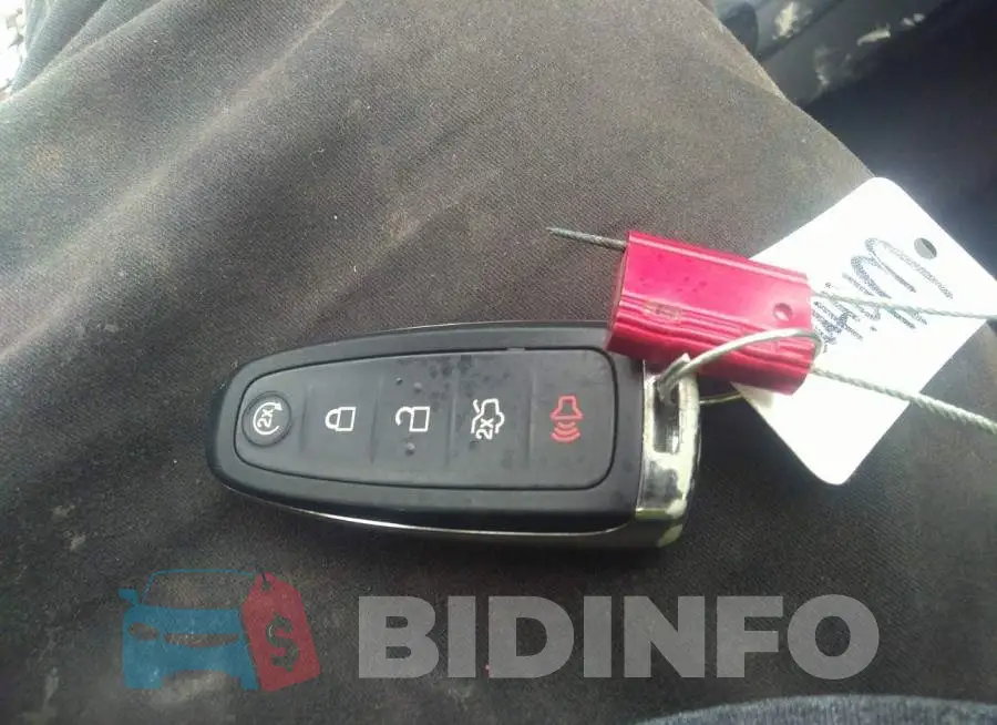 1FADP3J28JL307971 Photo# 11