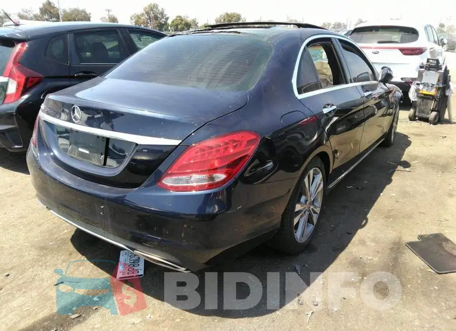 WDDWF4JB6JR414211 Photo# 4