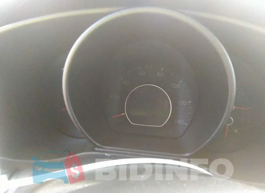 KNDJN2A27F7221516 Photo# 7
