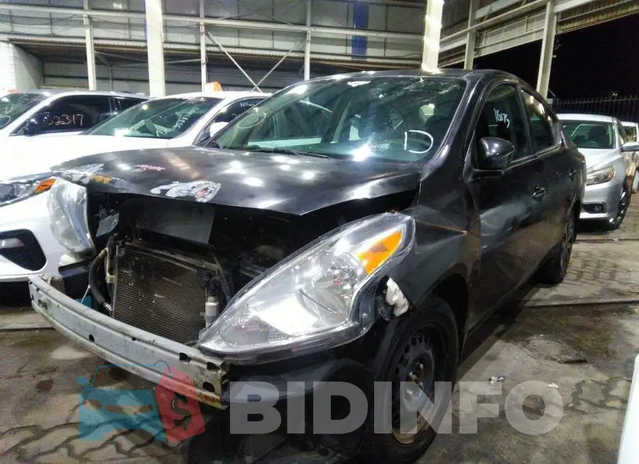 001CN7AP4GL819273 Photo# 2