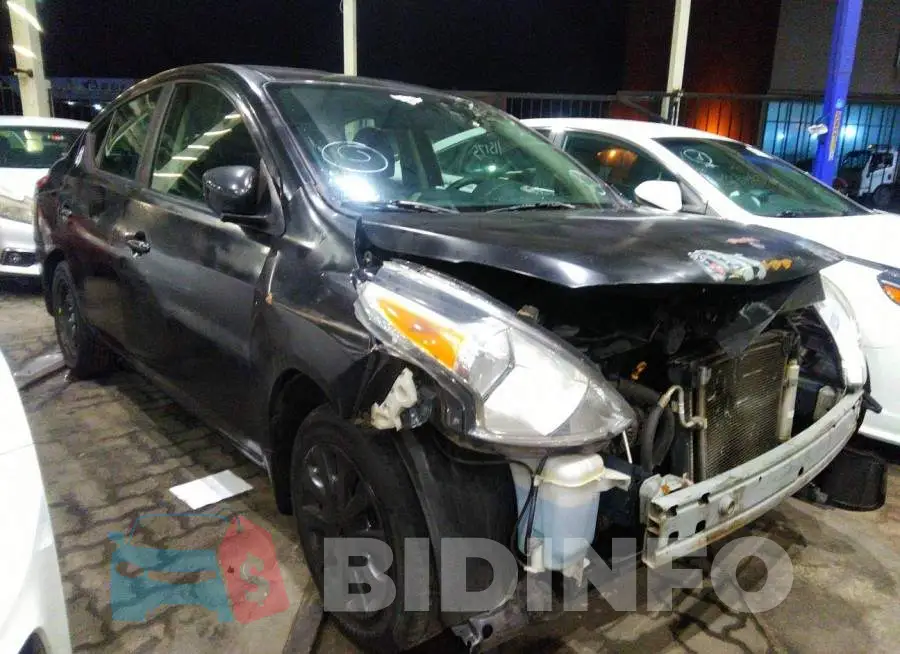 001CN7AP4GL819273 Photo# 1