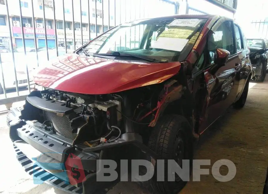 001CE2CP7GL352155 Photo# 2