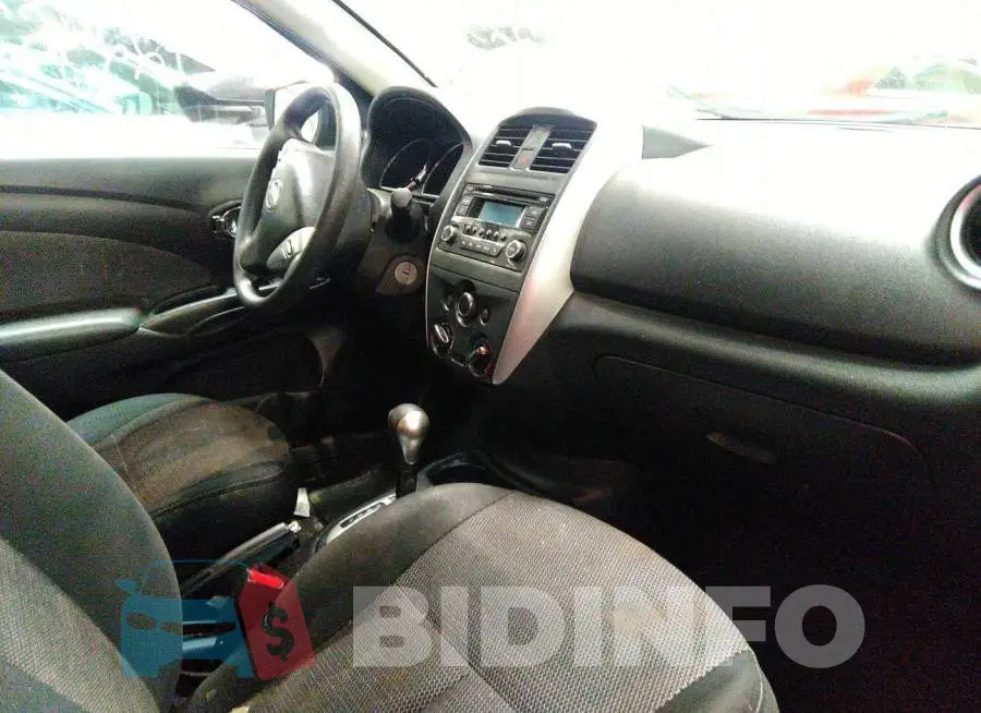 001CN7AP8FL830467 Photo# 5
