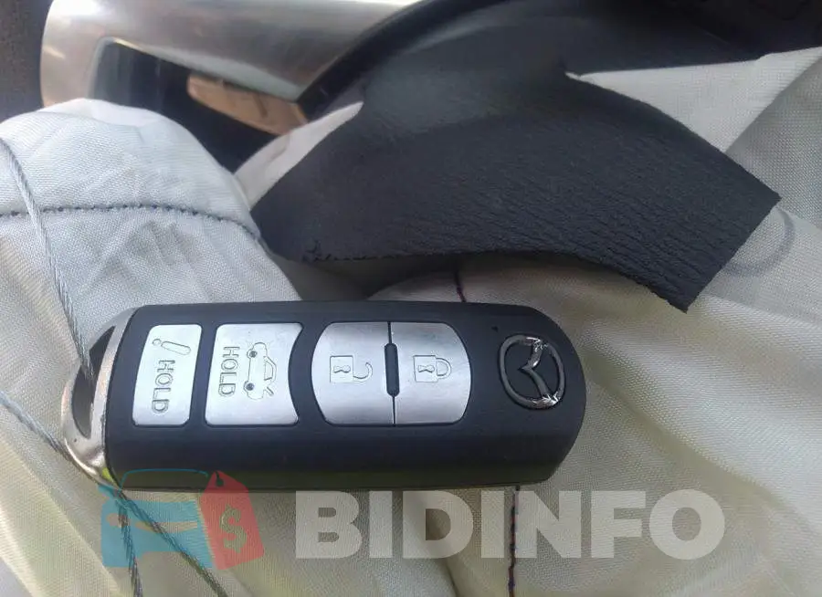 3MZBM1U74GM278172 Photo# 11