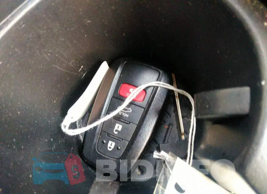 2T3E6RFV6MW010660 Photo# 11