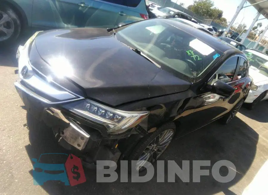 19UDE2F3XHA001745 Photo# 2