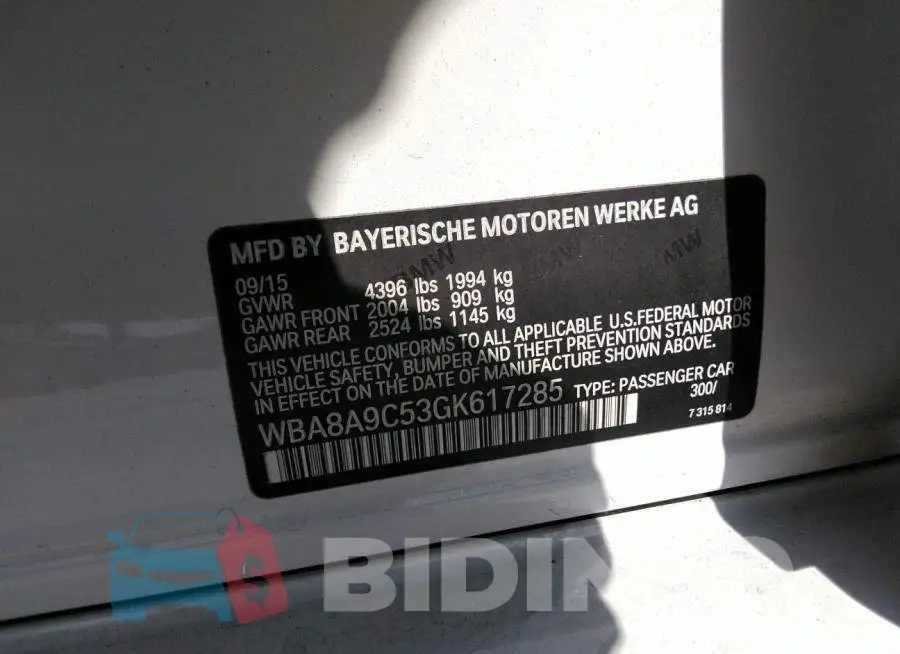 WBA8A9C53GK617285 Photo# 9