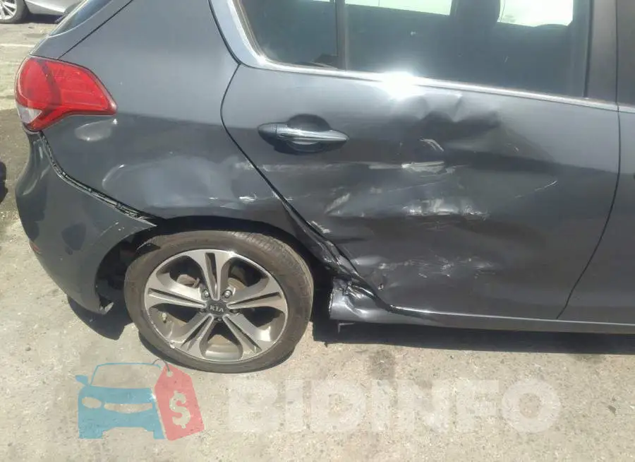KNAFX5A86G5628775 Photo# 6