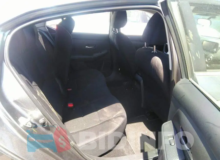 3N1AB8BV3LY307827 Photo# 8