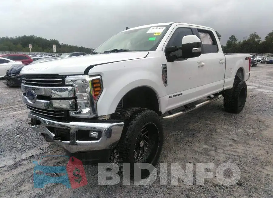1FT7W2BT2KED70758 Photo# 2