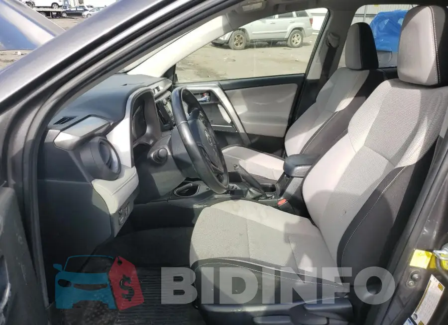JTMRFREV8HJ146487 Photo# 7