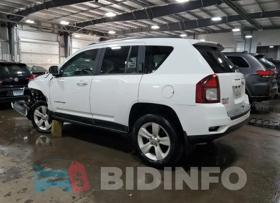 1C4NJDEB9ED698158 Photo# 2