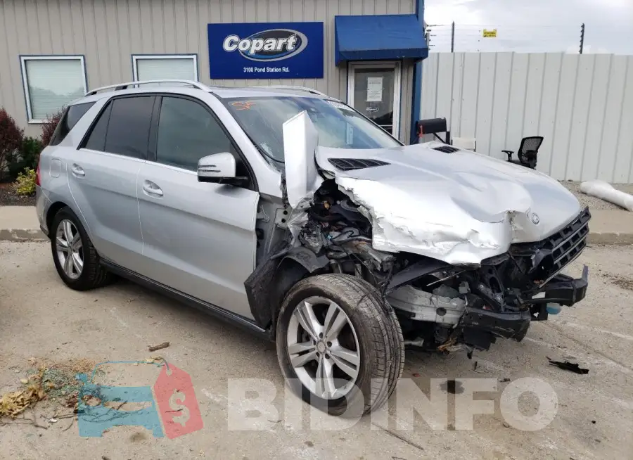 4JGDA5HB3FA500587 Photo# 4