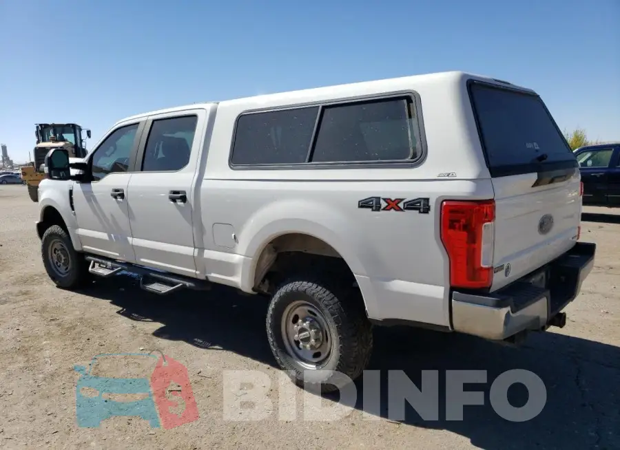 1FT7W2B61HEC52784 Photo# 2