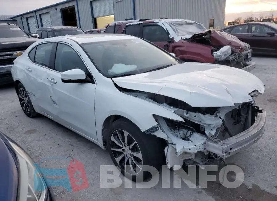 19UUB1F34FA014345 Photo# 4