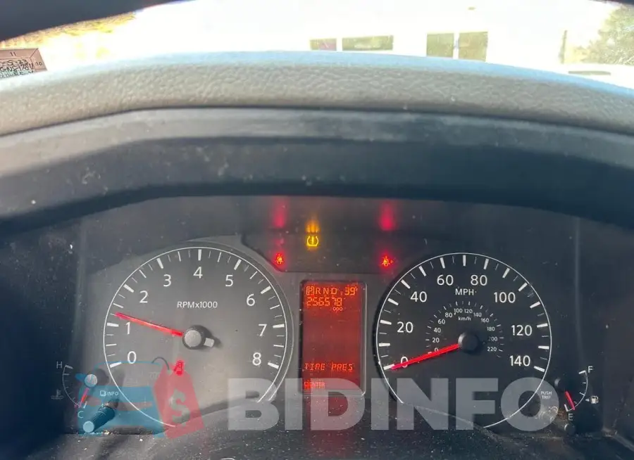 1N6BF0KM6GN812811 Photo# 8