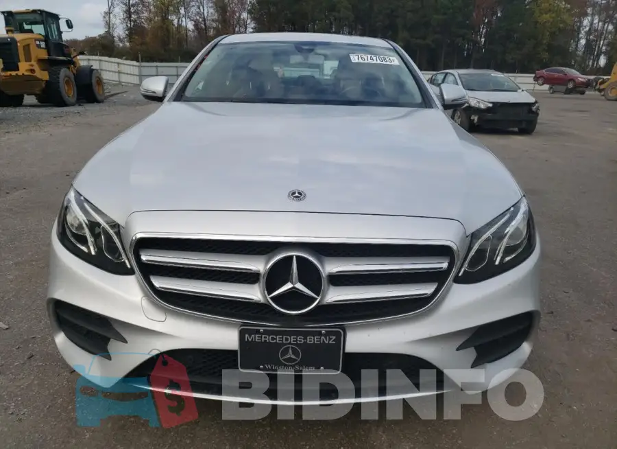 WDDZF4KB9JA359070 Photo# 5