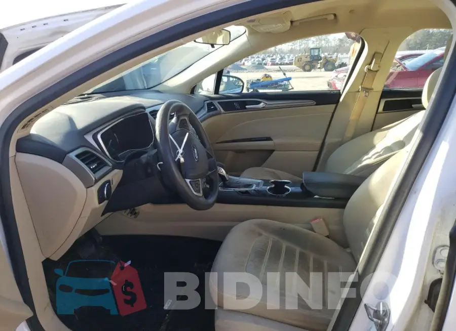 3FA6P0LU6FR310639 Photo# 7