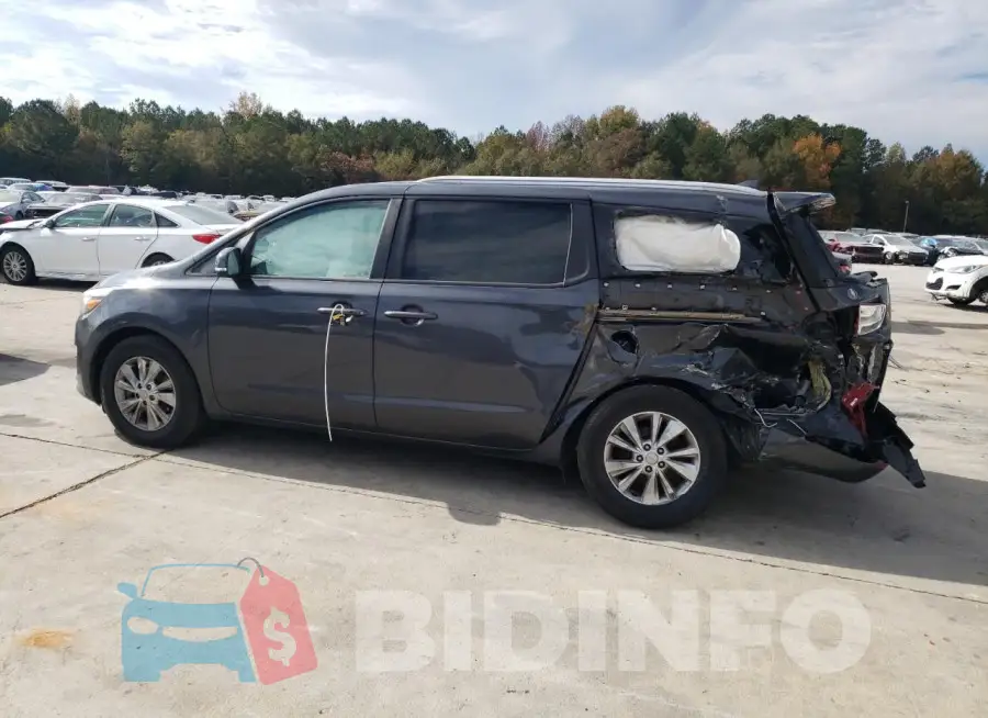 KNDMB5C17H6284362 Photo# 2