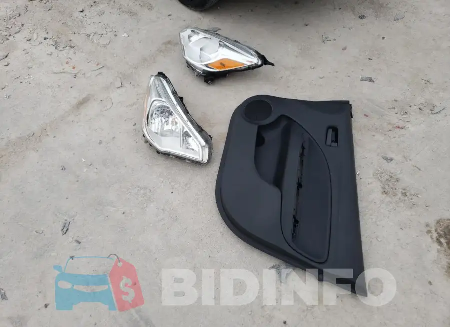 ML32F3FJ6LHF07778 Photo# 12