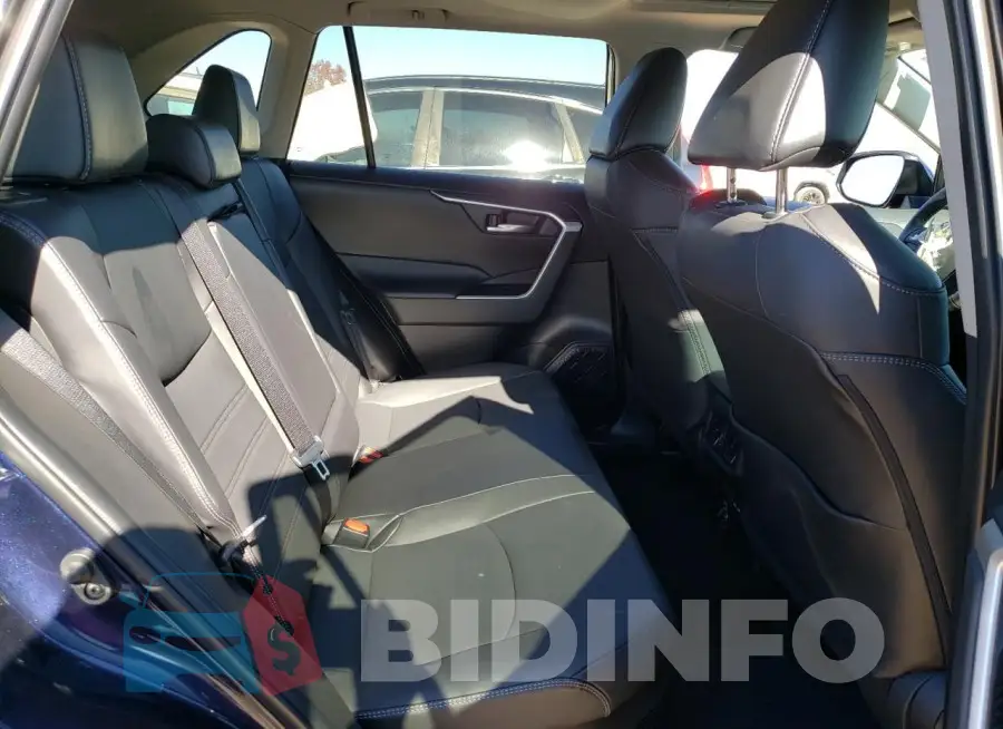 4T3B6RFV8NU088927 Photo# 10