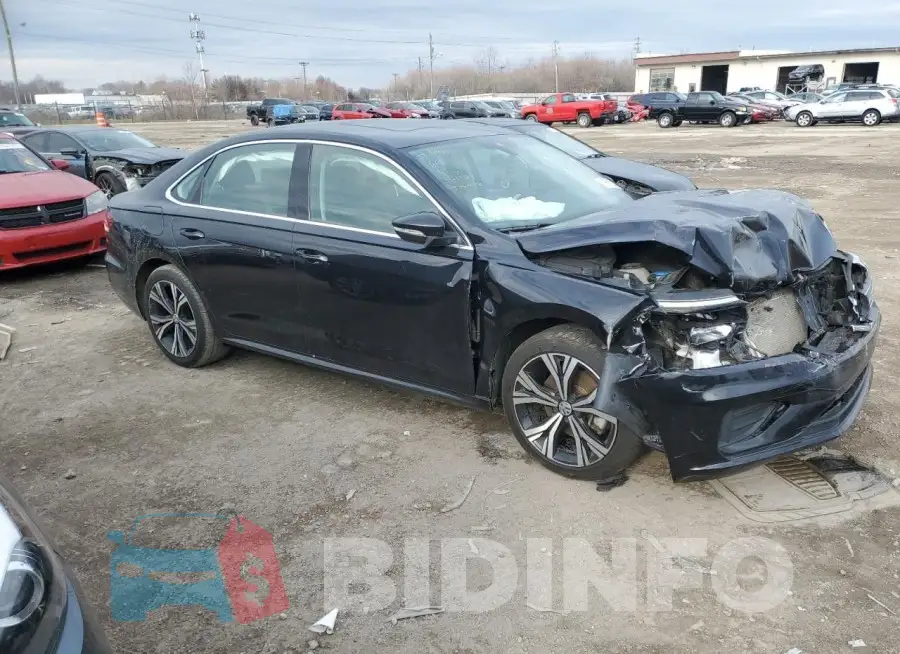 1VWSA7A38MC015547 Photo# 4
