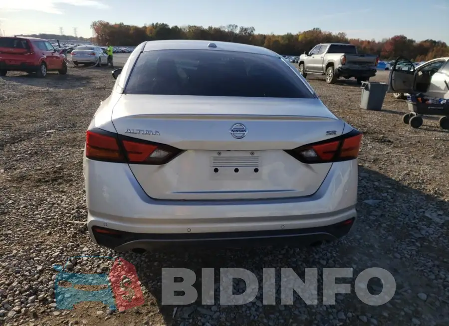 1N4BL4CV7LC135063 Photo# 6