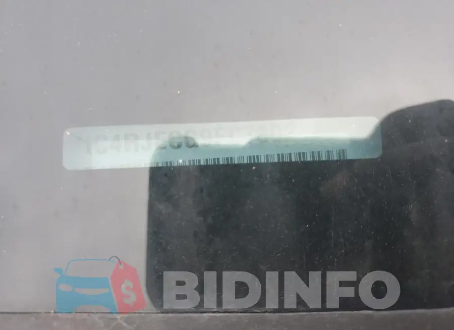 1C4RJECG9FC780288 Photo# 13