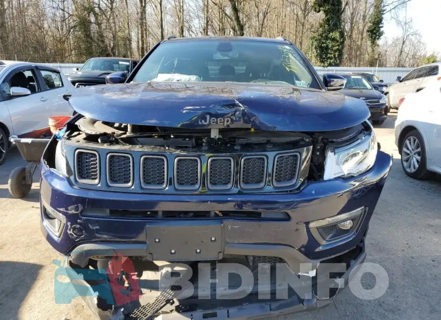 3C4NJDCB3LT145614 Photo# 5