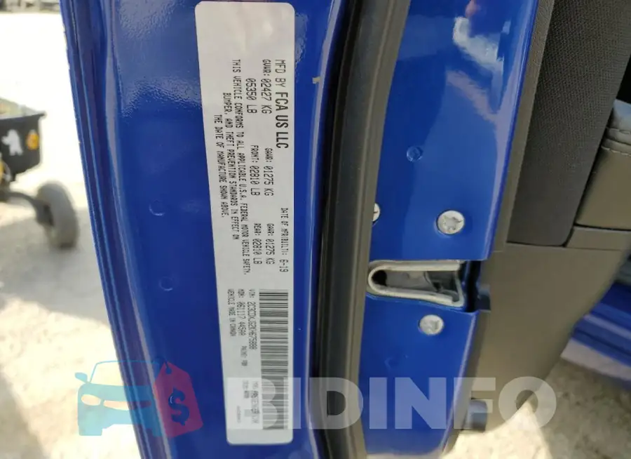 2C3CDXJG2KH675888 Photo# 13