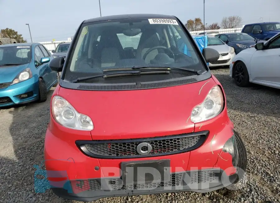 WMEEJ3BA3FK796834 Photo# 5