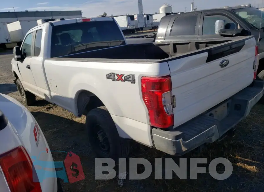 1FT7X2B69LEE62801 Photo# 2