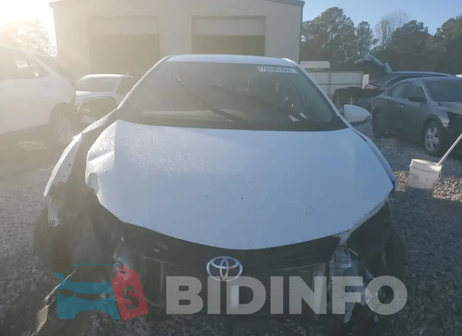 2T1BURHE9GC620198 Photo# 5
