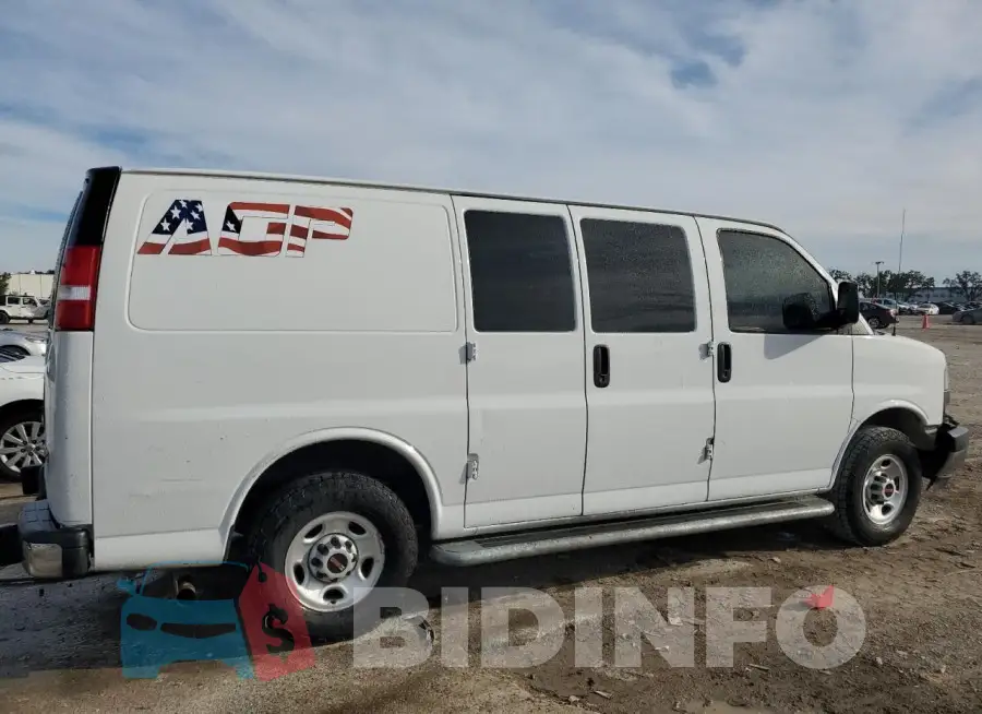 1GTW7AFG8L1272780 Photo# 3