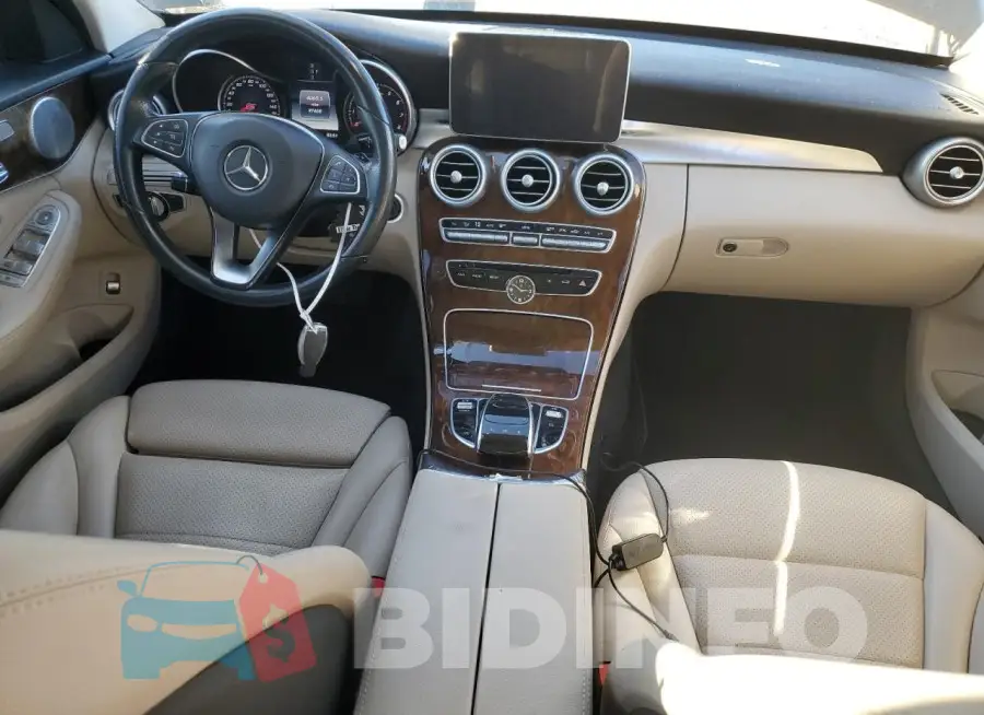 WDDWF4KBXGR138767 Photo# 8