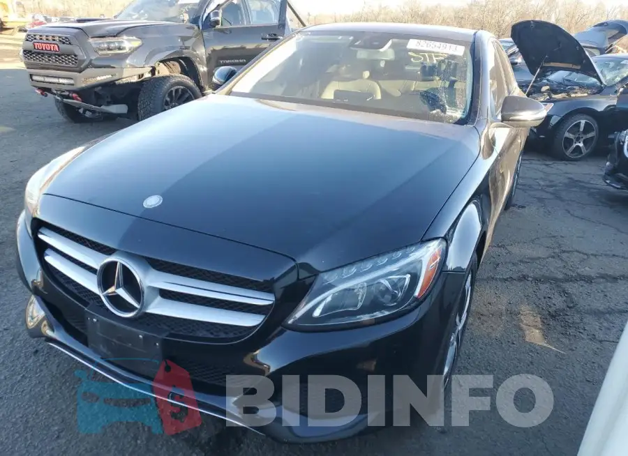 WDDWF4KBXGR138767 Photo# 1