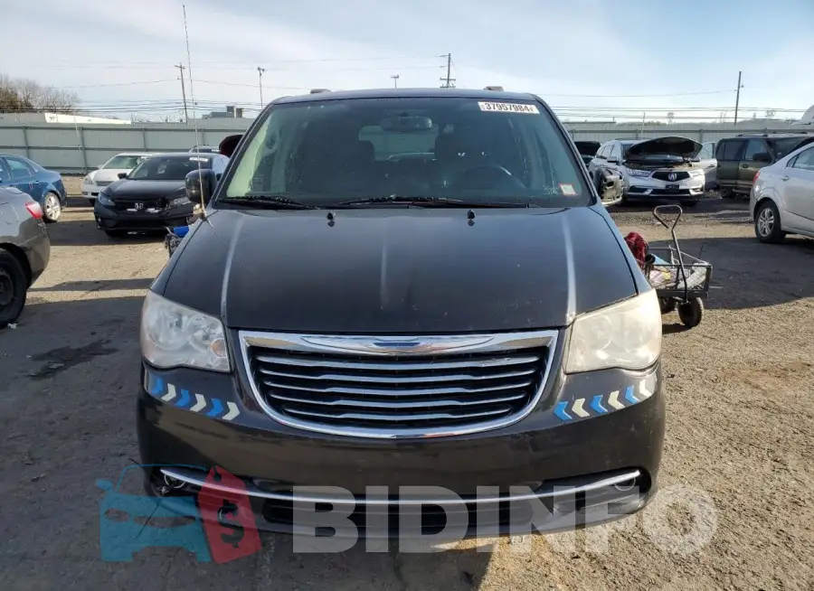2C4RC1BG7FR677186 Photo# 5
