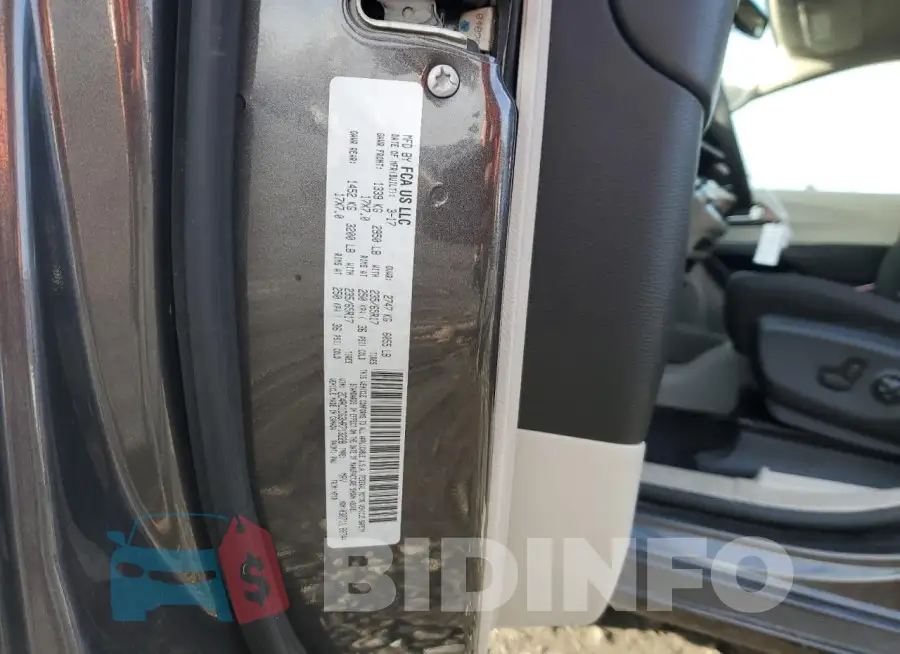 2C4RC1DG3HR713228 Photo# 12