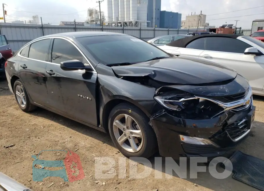 1G1ZB5ST3NF215861 Photo# 4