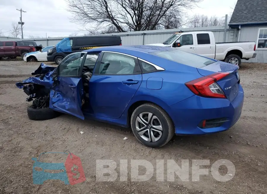 19XFC2F50HE021045 Photo# 2