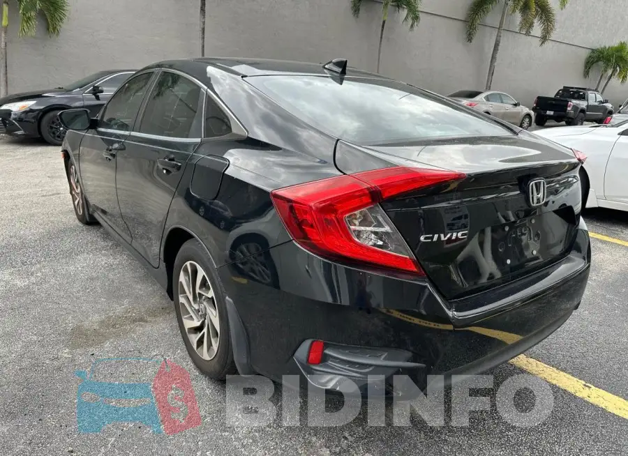 19XFC2F7XHE044253 Photo# 3