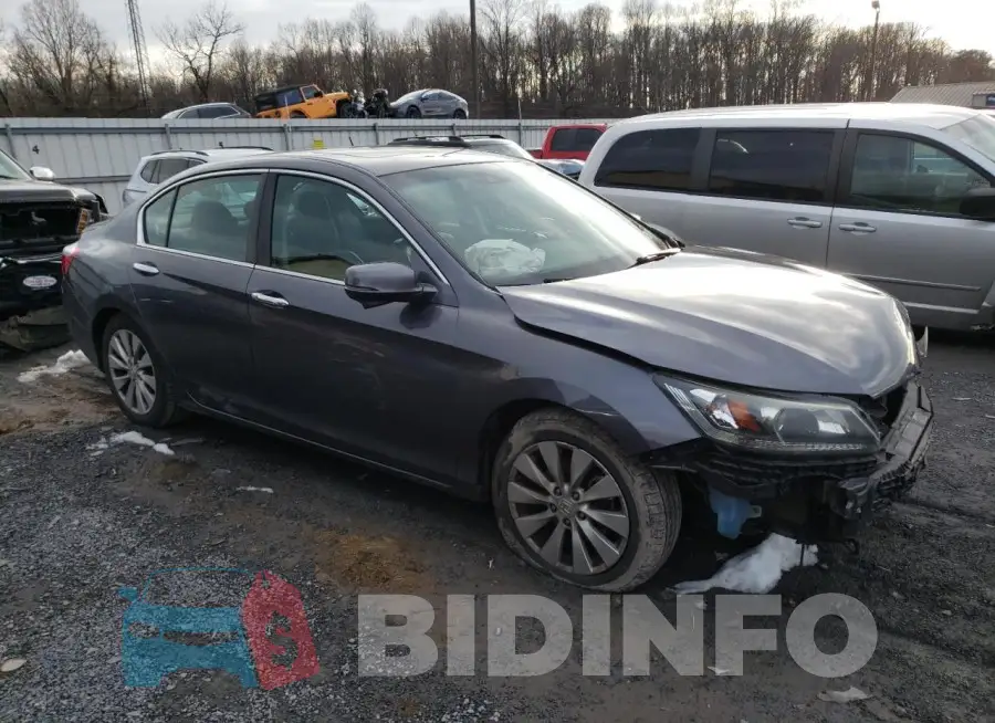 1HGCR2F85FA116214 Photo# 4