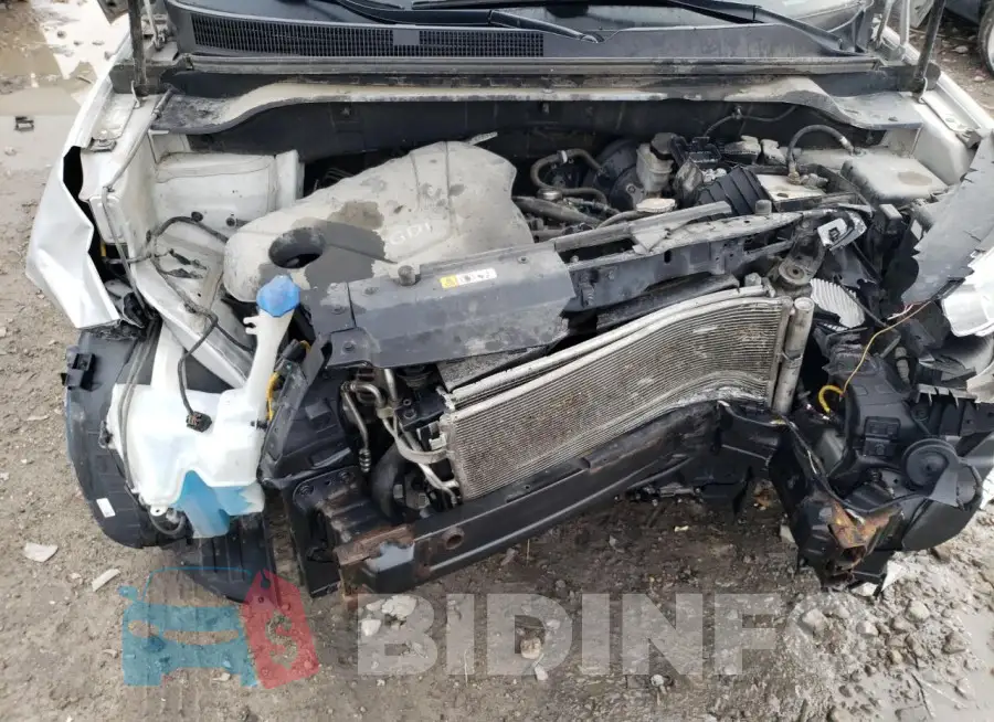 KNDJN2A27F7789376 Photo# 11