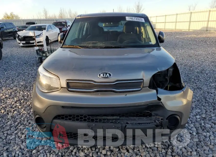 KNDJN2A2XH7442708 Photo# 5