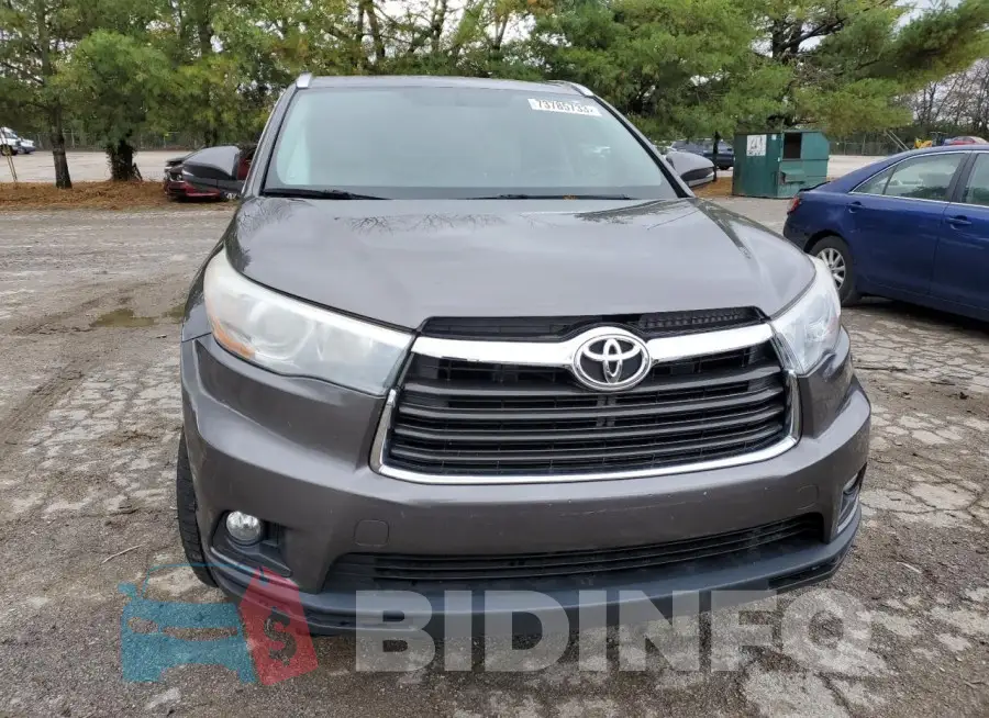 5TDJKRFH8GS326779 Photo# 5