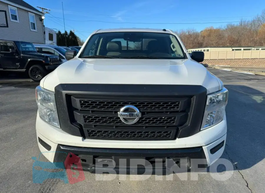 1N6AA1EC5MN525958 Photo# 10