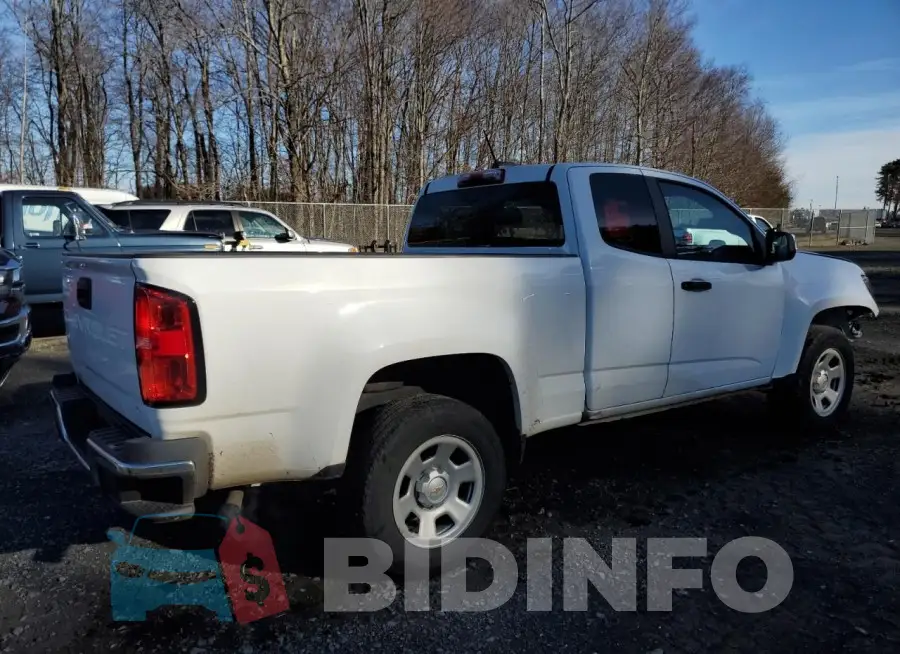 1GCHSBEA3M1115847 Photo# 3