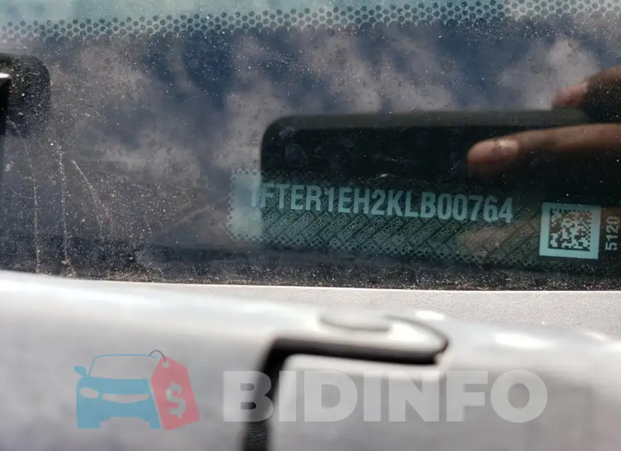 1FTER1EH2KLB00764 Photo# 12
