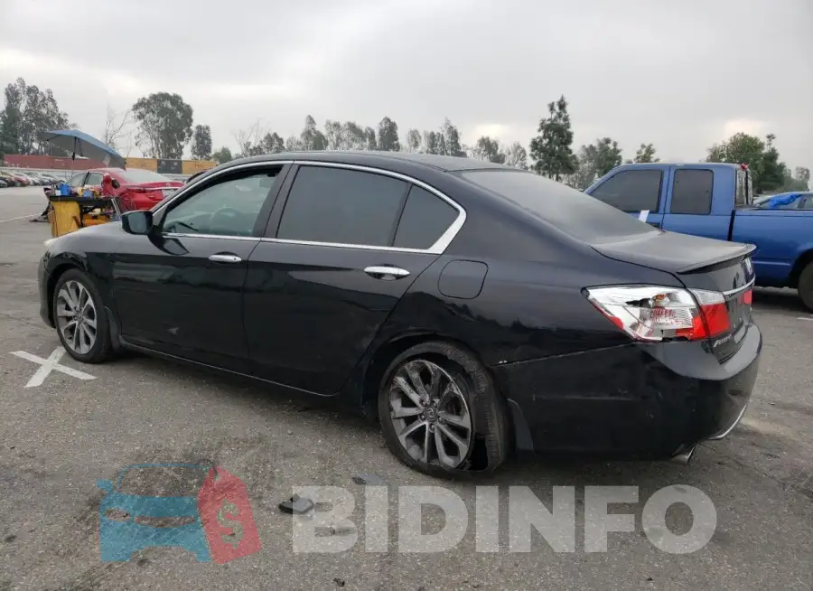 1HGCR2F57FA155232 Photo# 2