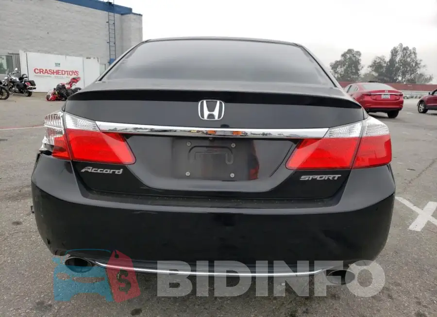 1HGCR2F57FA155232 Photo# 6